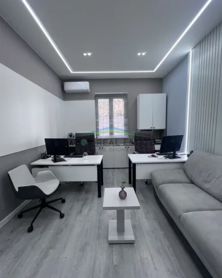 Tirane, shitet Biznes Aktiv – Real Estate & Travel Agency  Kati 0, 64 m²,  Komuna E Parisit, Kontakto per ÇMIMIN