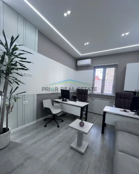 Tirane, shitet Biznes Aktiv – Real Estate & Travel Agency  Kati 0, 64 m²,  Komuna E Parisit, Kontakto per ÇMIMIN
