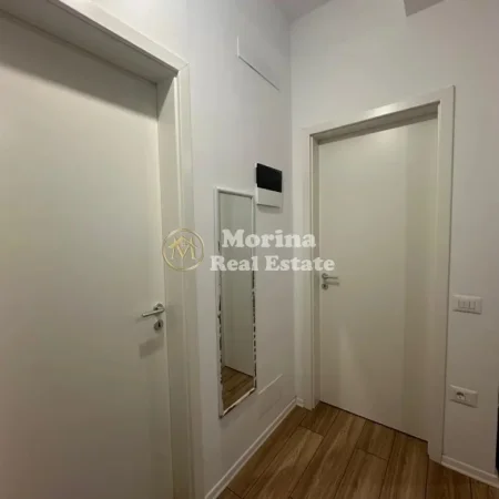 Tirane, jepet me qera apartament 1+1 Kati 8, 45 m² 370 € (Ali Demi)