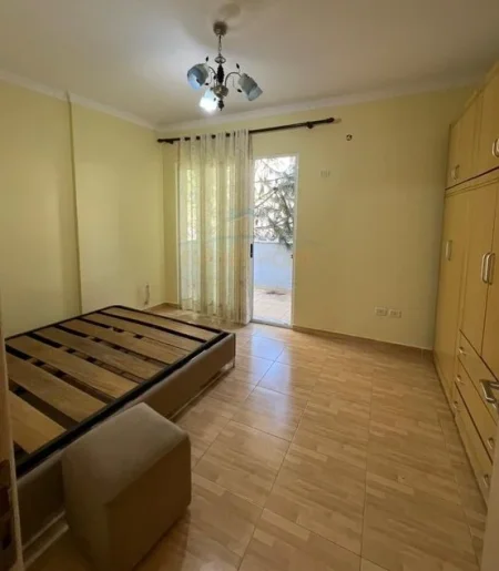 Tirane, shitet apartament 2+1 Kati 2, 91 m² 135.000 € (rruga shefqet kuka)