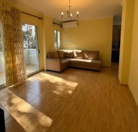 Tirane, shitet apartament 2+1 Kati 2, 91 m² 135.000 € (rruga shefqet kuka)