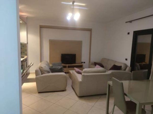 Tirane, jepet me qera apartament 2+1+A+BLK Kati 2, 109 m² 500 Euro (RRUGA FERIT XHEJKO)