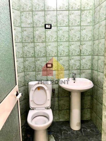 Tirane, jepet me qera ambjent biznesi Kati 0, 200 m² 1.600 Euro (Hoxha Tahsim)