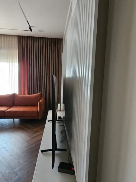 Tirane, shes mobilje TV OKAZIONNNNNNNN