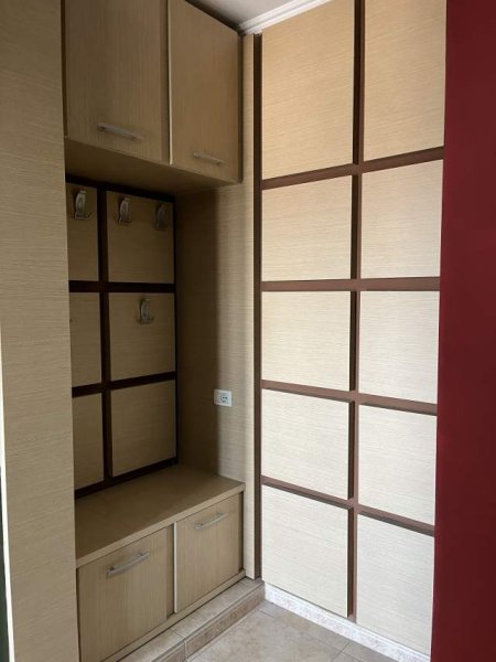 Tirane, jap me qera Penthouse 2+1+BLK Kati 11, 120 m² 1.000 Euro (Rruga bardhok biba)