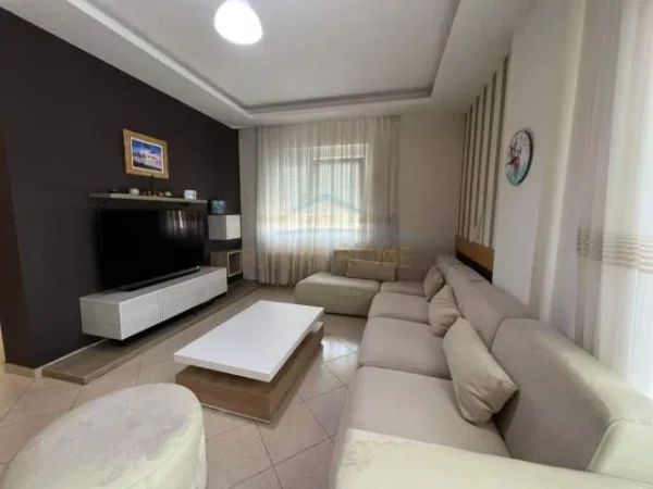 Tirane, jepet me qera apartament 2+1 Kati 2, 100 m² 600 Euro (Kodra e Diellit,Tirane)