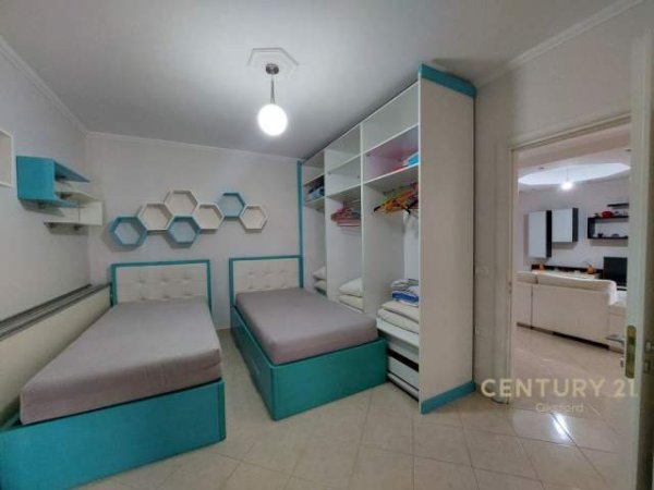 Tirane, jepet me qera apartament 2+1+A+BLK Kati 5, 104 m² 500 Euro (Bulevardi Migjeni)