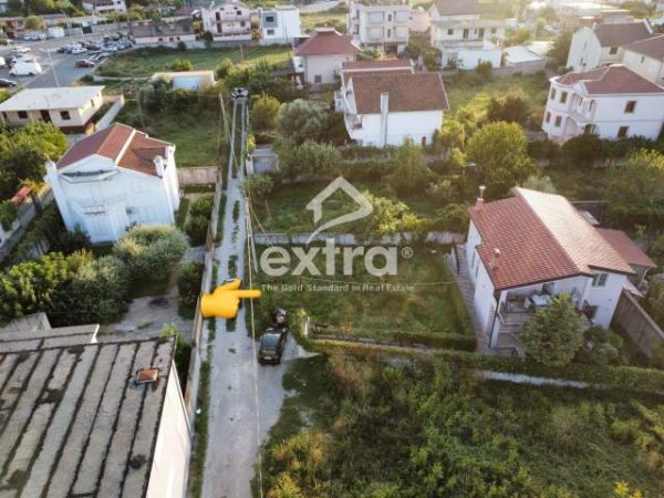 Shkoder, shitet Vile 2 Katshe Kati 2, 217 m² 37.000 Euro (Rruga Tepes)