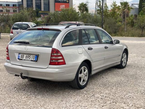 Tirane, shes makine karavan Mercedes-Benz C klas 220 Viti 2005, 4.200 Euro