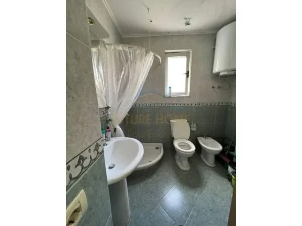 Tirane, jepet me qera apartament 2+1 Kati 2, 100 m² 600 Euro (Kodra e Diellit,Tirane)