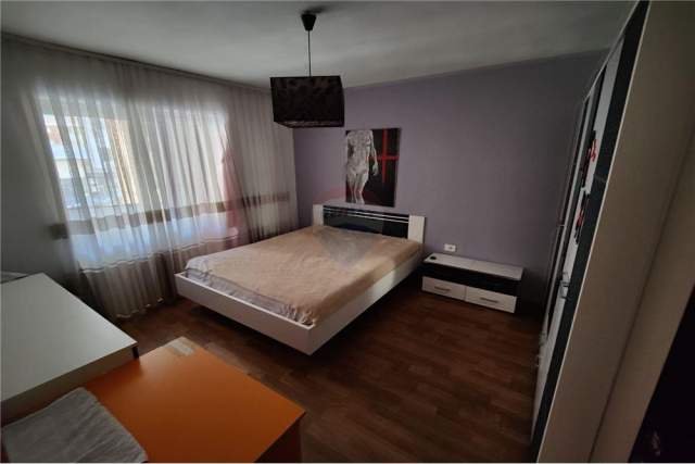 Tirane, jepet me qera 1+1 Kati 2, 450 Euro