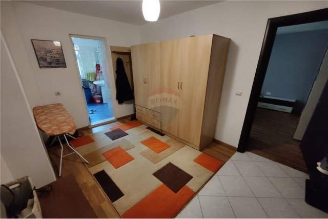 Tirane, jepet me qera 1+1 Kati 2, 450 Euro