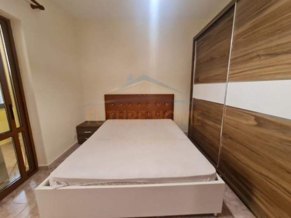 Tirane, jepet me qera apartament 1+1 Kati 2, 65 m² 470 Euro (21 Dhjetori)