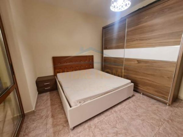 Tirane, jepet me qera apartament 1+1 Kati 2, 65 m² 470 Euro (21 Dhjetori)