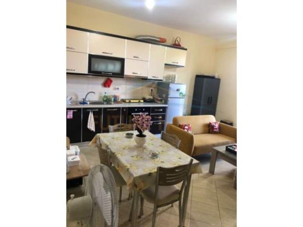 Tirane, shitet apartament Kati 0, 90 m² 120.000 Euro (Rruga Shote Galica)