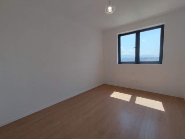 Tirane, jepet me qera apartament 2+1+BLK Kati 9, 87 m² 40.000 Leke (pallati Eglos)