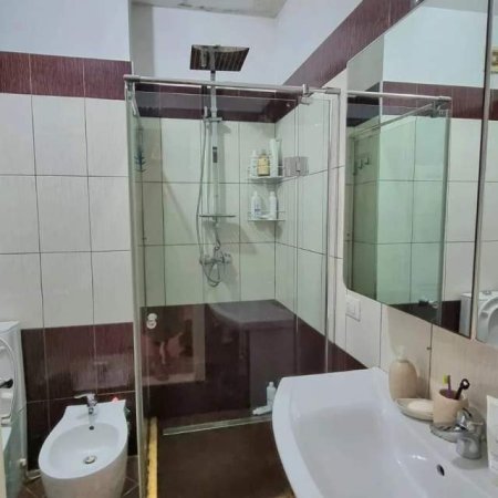 Tirane, jepet me qera apartament 1+1+A+BLK Kati 6, 72 m² 500 Euro (Kopshti Botanik)