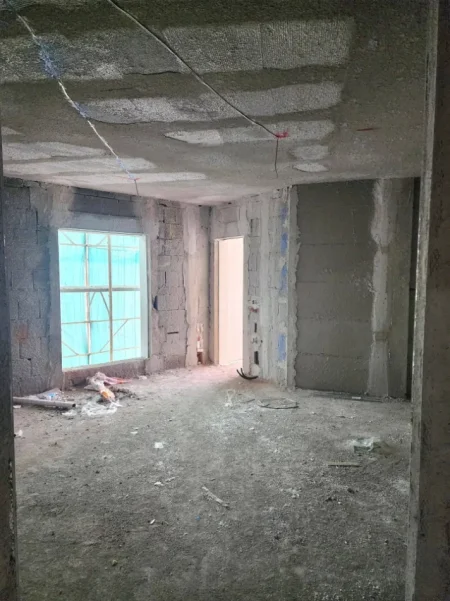 Tirane, shitet apartament 2+1+Aneks+Ballkon Kati 1, 100 m² 