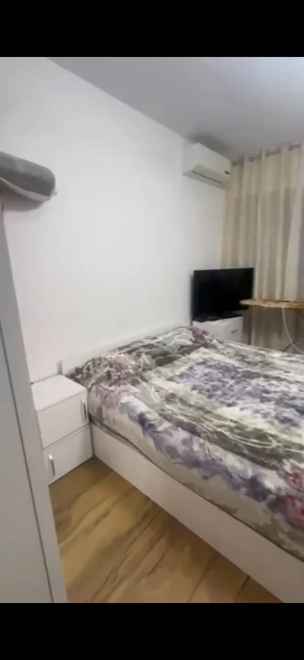 Tirane, jepet me qera apartament 1+1+Ballkon Kati 4, 78 m² 500 € (5 MAJI)