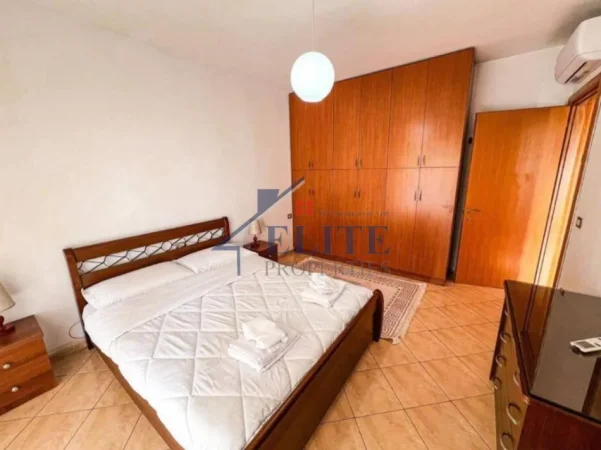 Tirane, jepet me qera apartament 2+1+Ballkon Kati 8, 100 m² 820 € (Zogu i Zi)