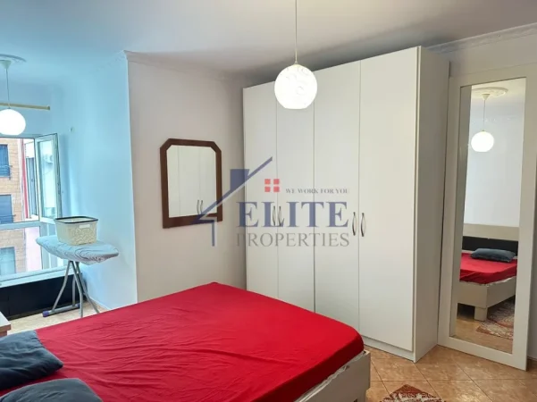 Tirane, jepet me qera apartament 2+1+Ballkon Kati 3, 115 m² 730 € (Don Bosko)