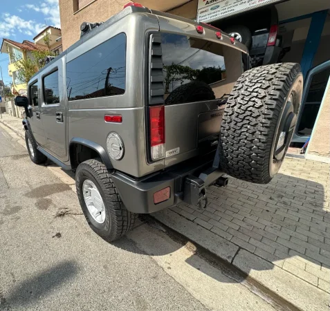 Tirane, shitet makine HUMMER H2 Benzin, automatik 113 km 30.000 €