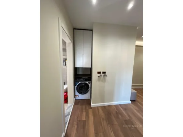 Tirane, shitet apartament 1+1 Kati 4, 57 m² 155.000 € (rruga mine peza)
