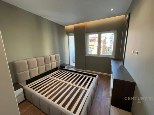 Tirane, shitet apartament 1+1 Kati 4, 57 m² 155.000 € (rruga e durresit)