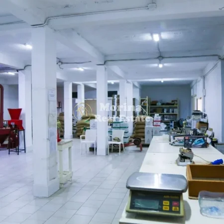 Durres, shitet ambjent biznesi Kati 0, 700 m² 590.000 € (Durres)