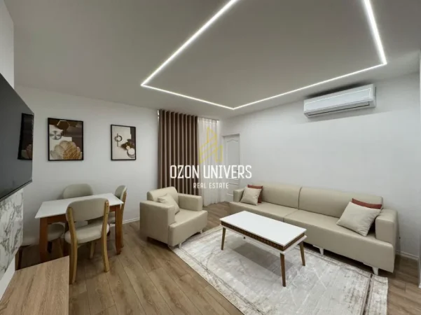 Tirane, shitet apartament 1+1+Ballkon Kati 5, 67 m² 175.000 € (Rruga Fortuzi)