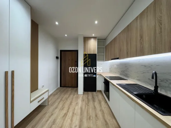 Tirane, shitet apartament 1+1+Ballkon Kati 5, 67 m² 175.000 € (Rruga Fortuzi)