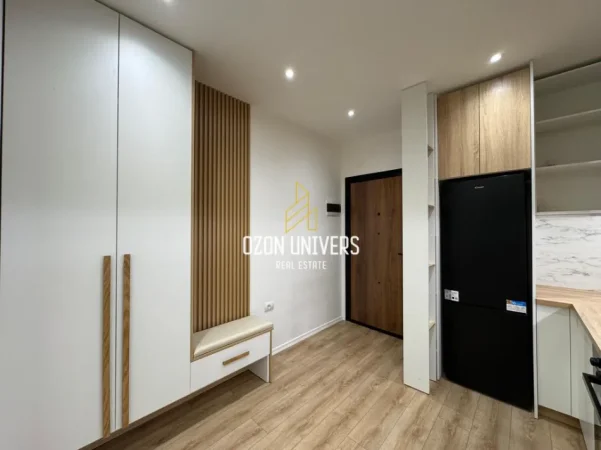 Tirane, shitet apartament 1+1+Ballkon Kati 5, 67 m² 175.000 € (Rruga Fortuzi)