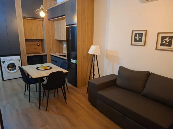 Tirane, jepet me qera apartament 1+1 Kati 6, 60 m² 400 € (Kompleksi Kadiu Ali Dem)