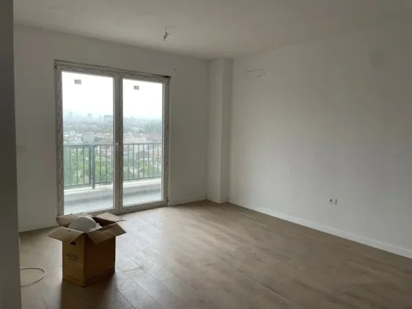Tirane, jepet me qera apartament 1+1+Aneks+Ballkon Kati 7, 65 m² 380 € (kamez , institut)