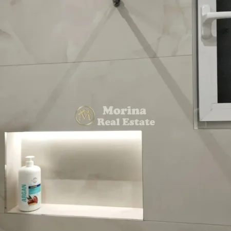 Tirane, jepet me qera apartament 1+1 Kati 4, 60 m² 500 € (Concord Center, 5 Maji)