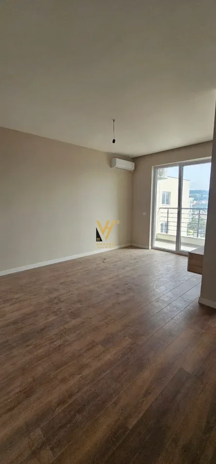 Durres, shitet apartament 1+1+Ballkon Kati 5, 65 m² 120.700 € (GOLEM)