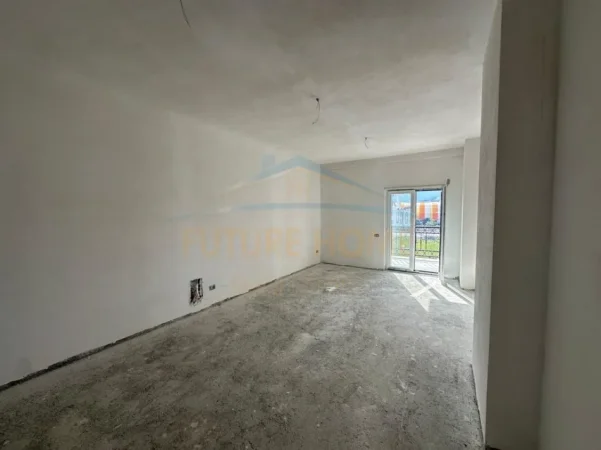 Tirane, shitet apartament 2+1+Ballkon Kati 1, 124 m² 211.100 € (Sauk)