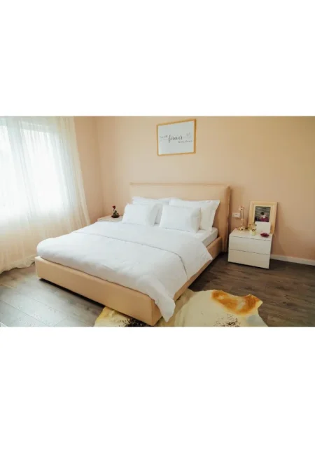 Tirane, jepet me qera apartament 1+1 Kati 5, 62 m² 700 € (Garda)