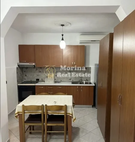 Tirane, jepet me qera garsonier Kati 1, 45 m² 450 € (Komuna e Parisit)