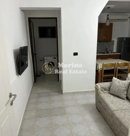 Tirane, jepet me qera garsonier Kati 1, 45 m² 450 € (Komuna e Parisit)