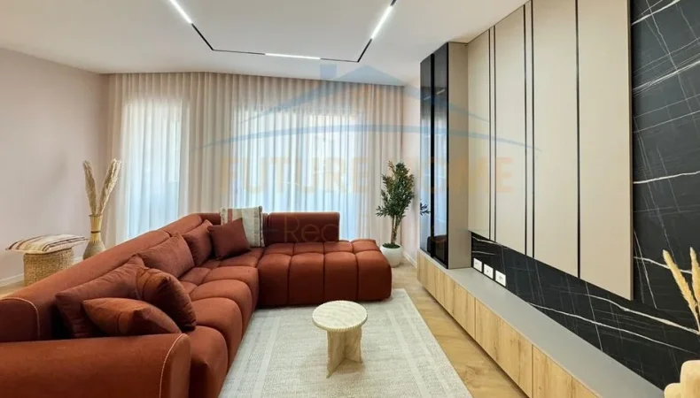 Tirane, shitet apartament 2+1 Kati 5, 121 m² 182.000 € (bar soho)