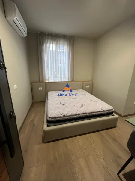 Tirane, shitet garsonier 1+1 Kati 2, 95 m² 289.000 € 