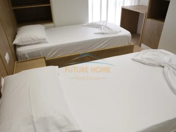 Tirane, jepet me qera apartament 2+1 Kati 4, 101 m² 1.200 € (Zogu i Zi)