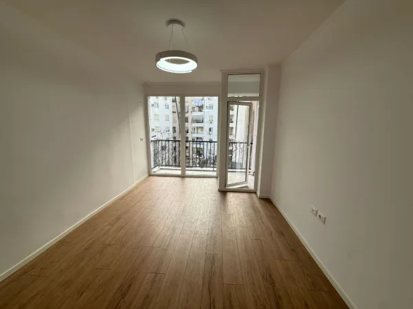 Tirane, shitet apartament 1+1+Aneks+Ballkon Kati 6, 54 m² 115.000 € (laprake)