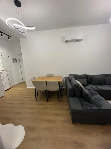 Tirane, jepet me qera apartament 2+1+Ballkon Kati 5, (Ali Dem, Rezidenca Kadiu)