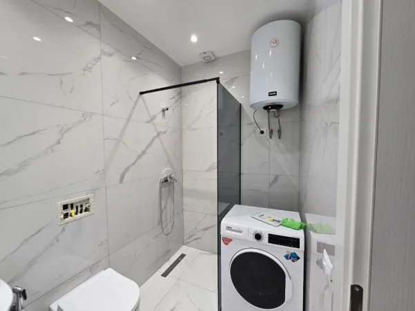 Tirane, shitet apartament 3+1 Kati 7, 111 m² 119.000 € (KAMEZ)