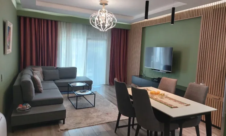 Tirane, jepet me qera apartament 3+1+Aneks+Ballkon Kati 2, 125 m² 1.000 € (Selvia)