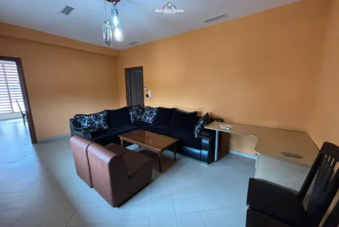 Tirane, jepet me qera Vile 2+1 Kati 2, 118 m² 520 € (jordan misja)