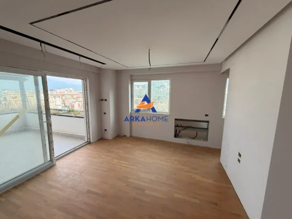 Tirane, shitet apartament+verande | Penthouse 4+1+Ballkon Kati 6, 231 m² 700.000 € 