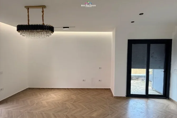 Tirane, jepet me qera zyre Kati 1, 130 m² 1.250 € (Tek Rezidenca Oasis)